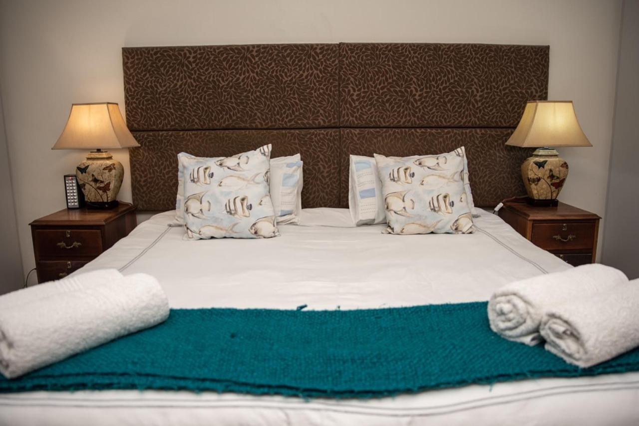 Bluewater Reservations Port Elizabeth Esterno foto